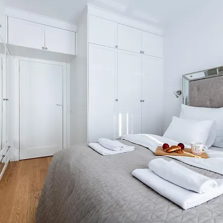 Szczesliwice Ochota P&o Serviced Apartamento Varsovia