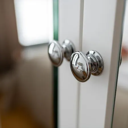 Szczesliwice Ochota P&o Serviced Apartamento *