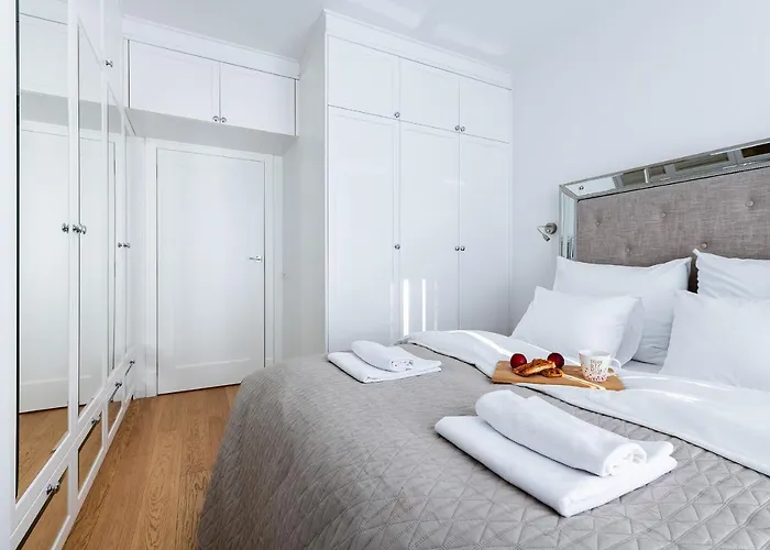 Szczesliwice Ochota P&o Serviced شقة وارسو