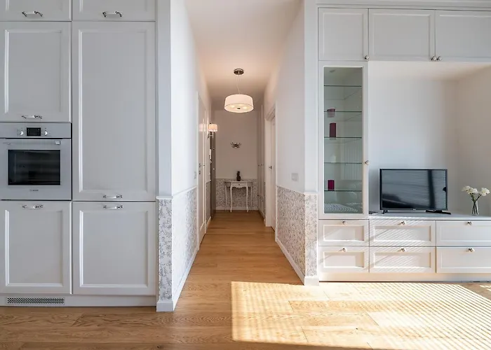 شقة Szczesliwice Ochota P&o Serviced وارسو