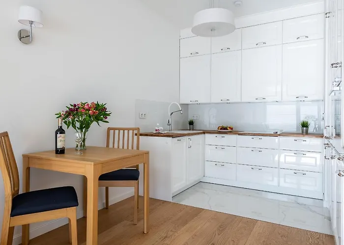 Szczesliwice Ochota P&o Serviced شقة